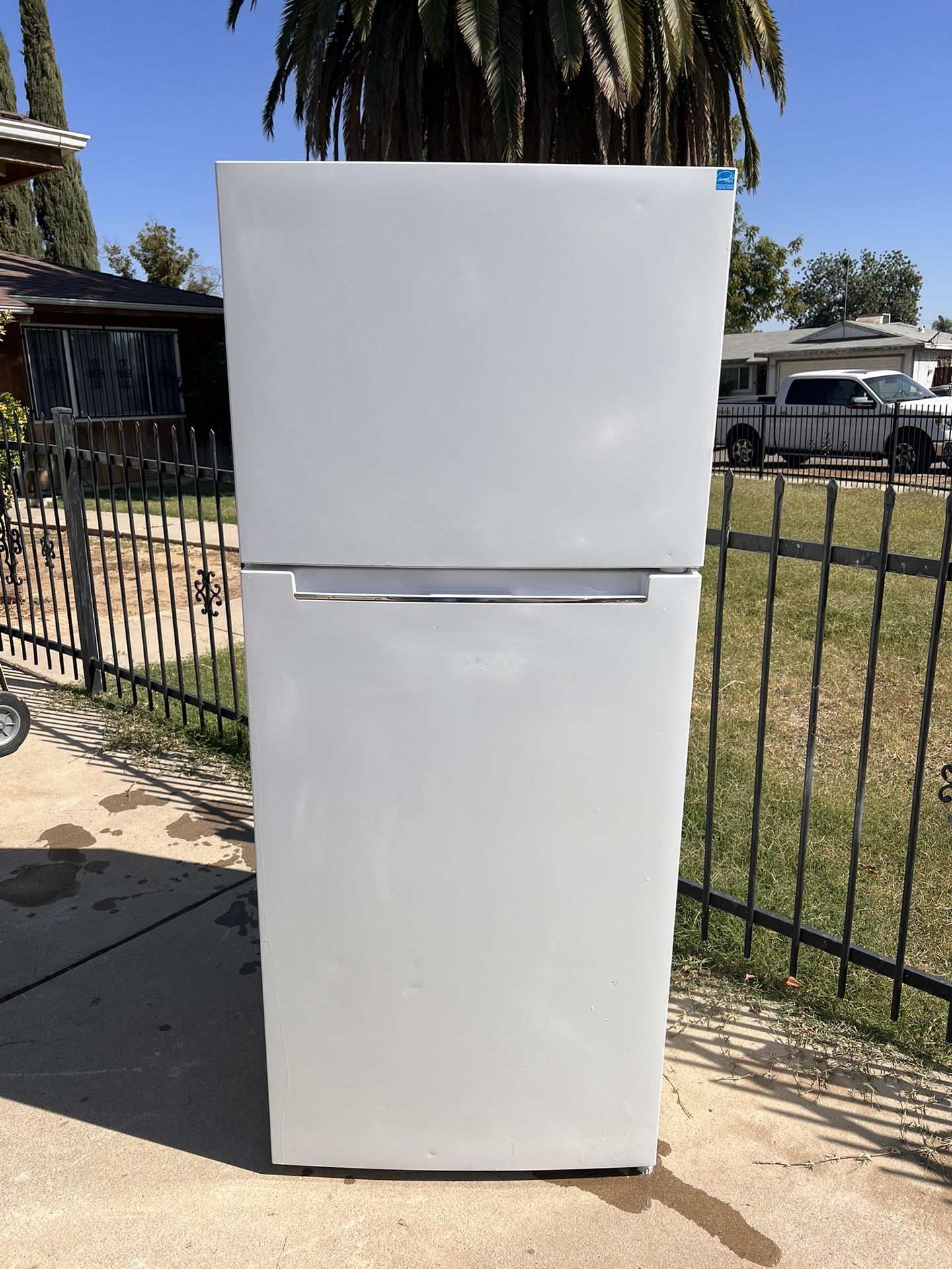 Like New………Refrigerator