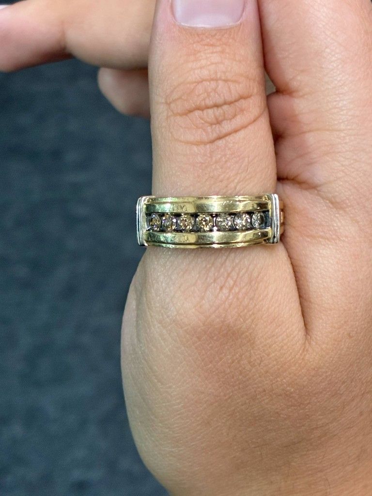 10K Gold Diamond Ring