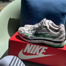 Nike P-6000 Green Size 9  Easy On Price So Feel Free To Text Offers 