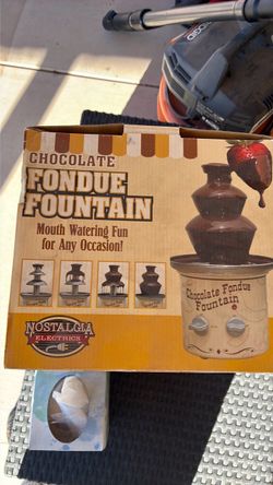 Nostalgia Electrics Chocolate Fondue Fountain