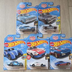 Magnus Walker Bundle