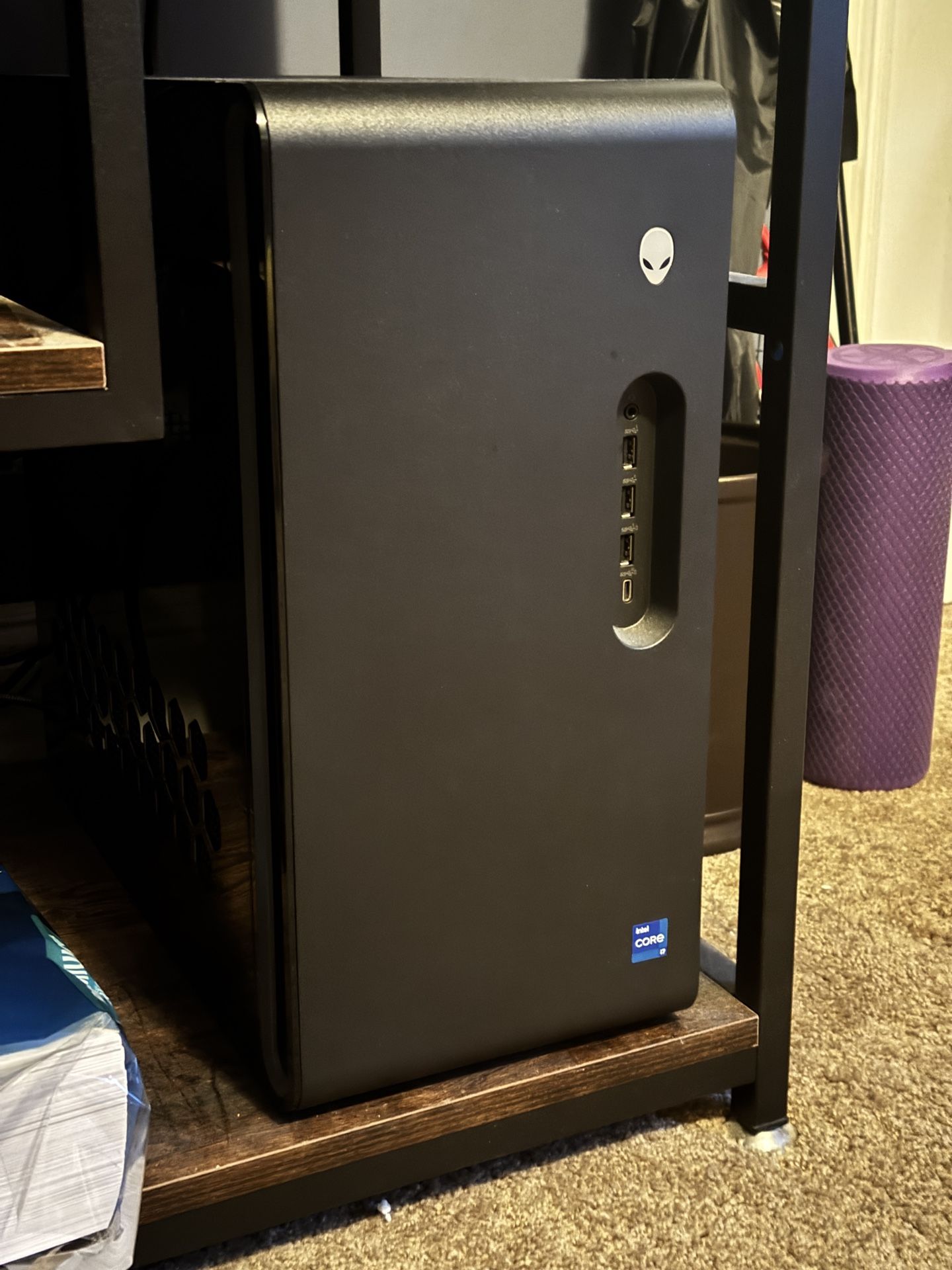 Alienware Aurora R16 Gaming Desktop (Black)