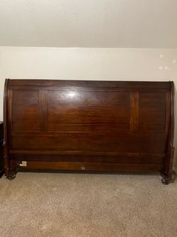 Free Free Free King Sleigh Bedroom Set. With Two Nightstands. Purchased from Costco.