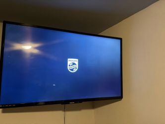 Flat Screen Tv ( wall mount as well )