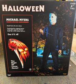 Michael Myers trick r treat studios animatronic