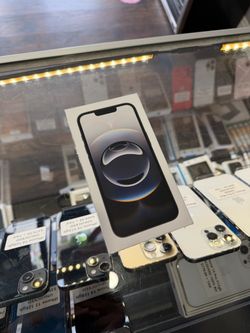 New iPhone 16e 128gb AT&T/CRICKET