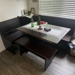 Breakfast Nook