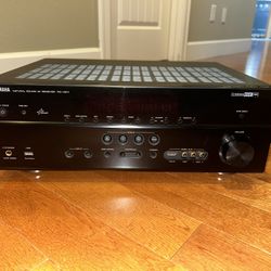 Yamaha RX-V671 7.1 channels AV Receiver