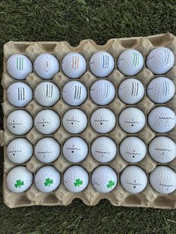30 Golf ⛳️ Balls Maxfli 