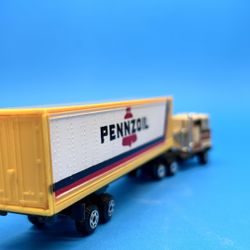 Vintage PENNZOIL MACk Semi-Truck Tractor & Trailer HO Scale Cabover yellow