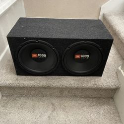 Dual 12" 1000w JBL Subs 