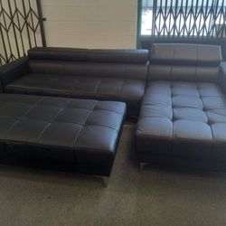 New Black Sectional Couch w/ Cocktail Ottoman  ! 