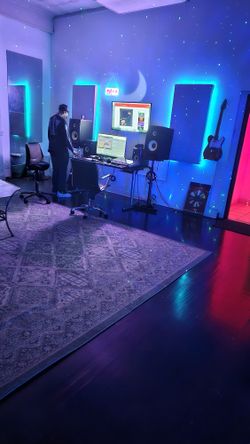 Beachside Recording Studio - First-Time Client Special: 2 Hours with Engineer $100 - Inglewood
