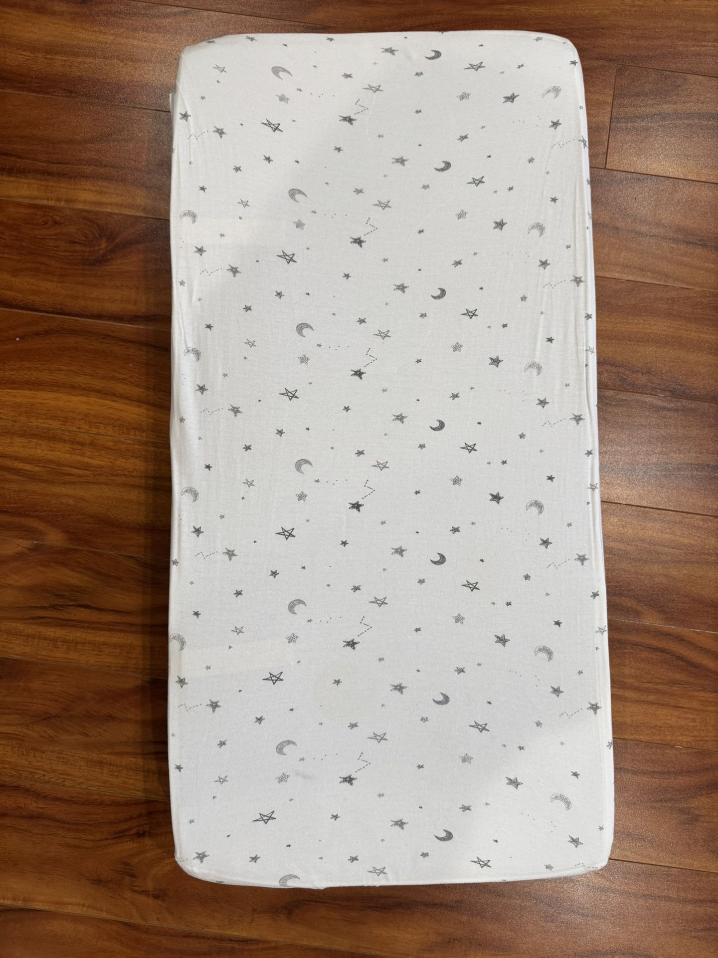 Baby Changing Pad with 2 Covers