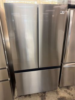 LIKE NEW ! MIDEA STAINLESS STEEL BESPOKE SMART FRENCH DOOR REFRIGERATOR ICE AND WATER DISPENSER