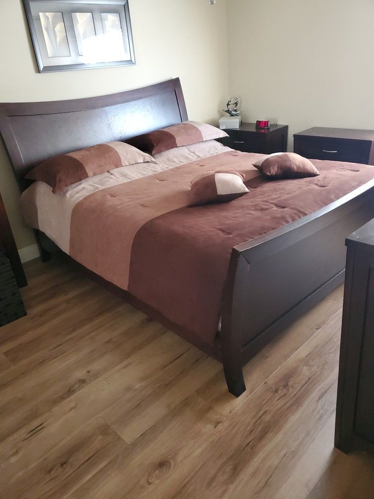 Bedroom Set