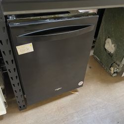 Whirlpool Dishwasher Black Color 24 Inch Wide 