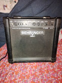Behringer Amp