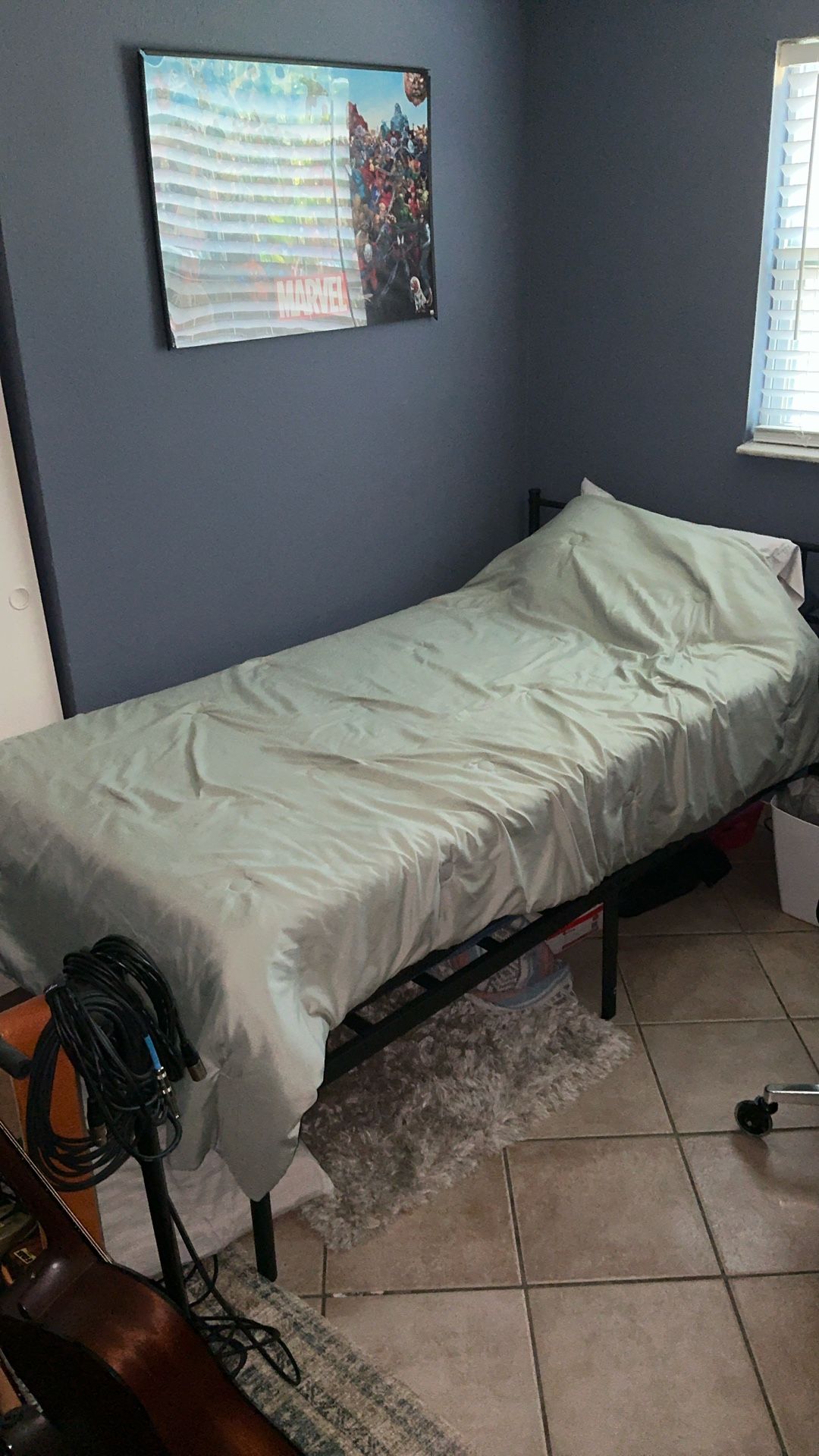Twin Bed Set