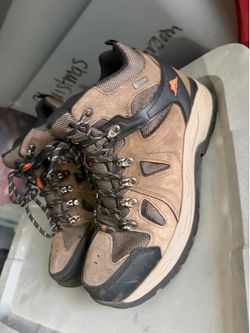 Hiking Boots Men’s Size 11