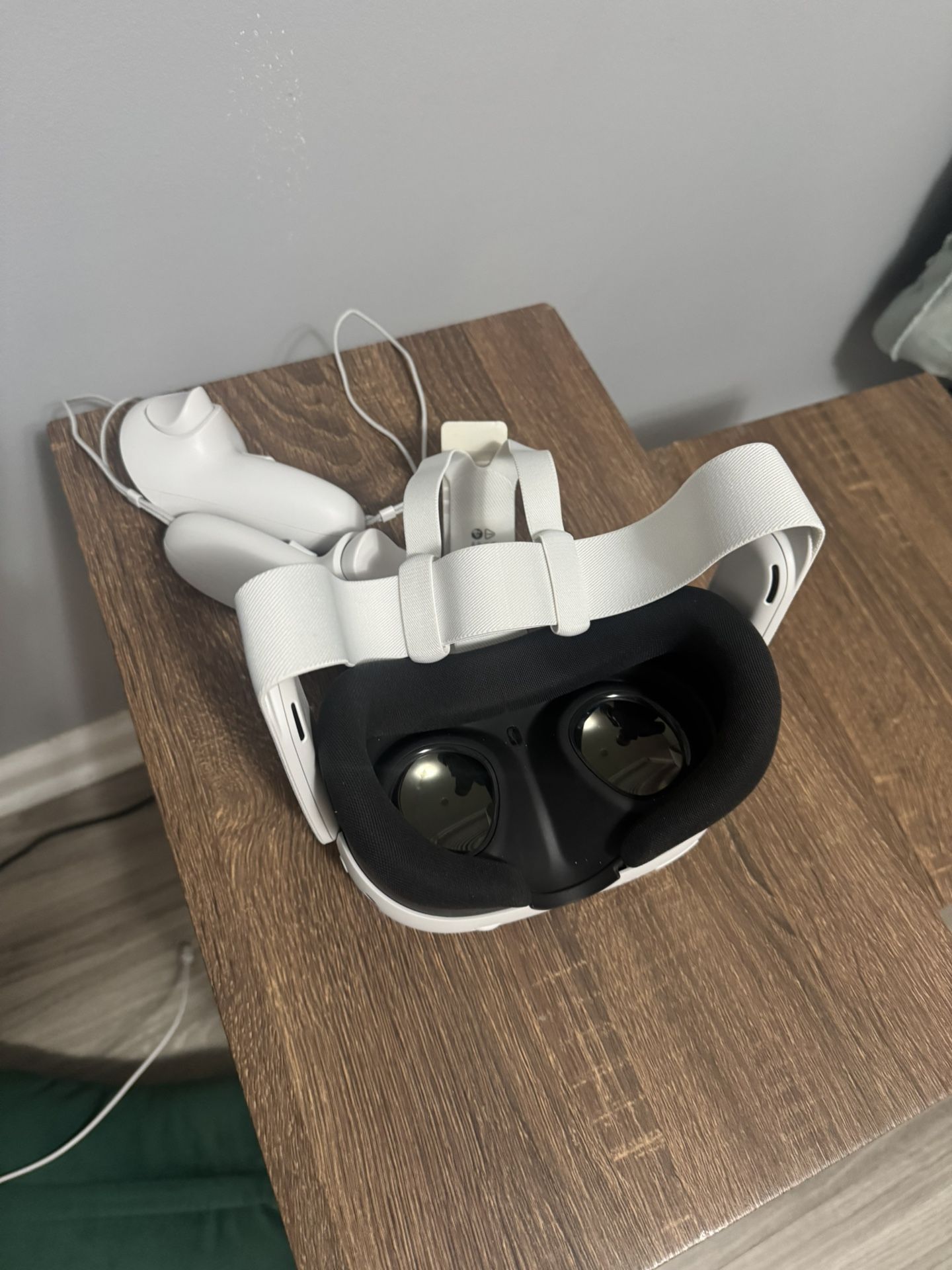 Meta VR 3 Brand New Used Only 3 Times