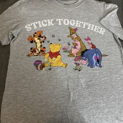 Disney Winnie the Pooh Tee adult size S