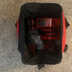 Miluwuakee Cordless Impact/Drill Combo