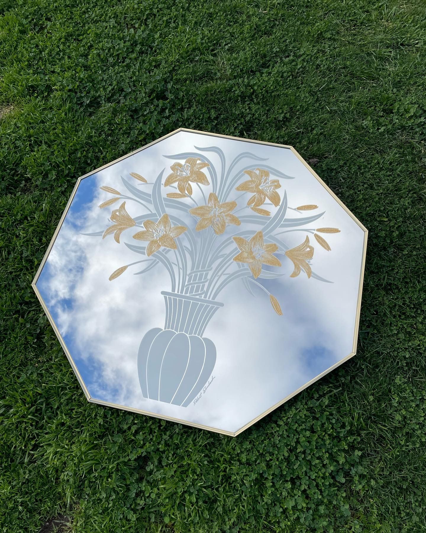 Robert Slimbach Windsor Art Etched Tiger Lily Octagon Mirror