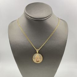 10KT YELLOW GOLD 22” CUBAN/CURB LINK CHAIN 3.25MM 9.0GR W/ 14KT TRI-COLOR GOLD DOUBLE-SIDED JESUS/VIRGIN MARY ROUND RELIGIOUS CHARM 7.6GR