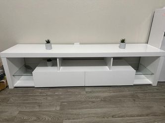 Long White Tv Table