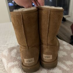 UGG Classic Boots – Camel Tan – Excellent Condition