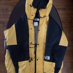 Yellow North Face Jacket need gone $65 obo