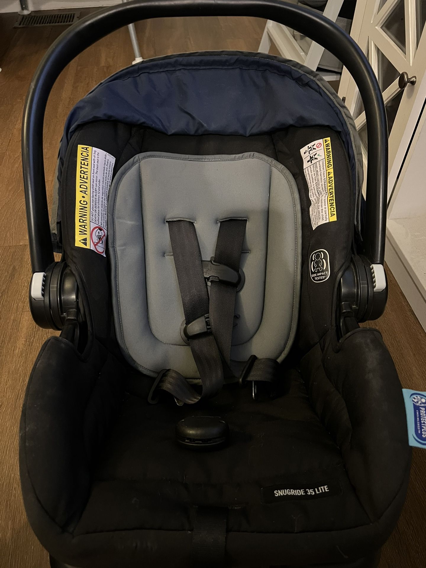 Graco Baby Car seat