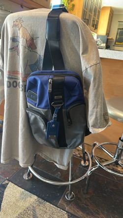 Tumi sling bag