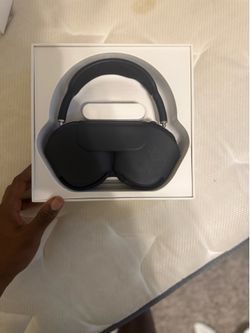 AirPod max 2nd gen