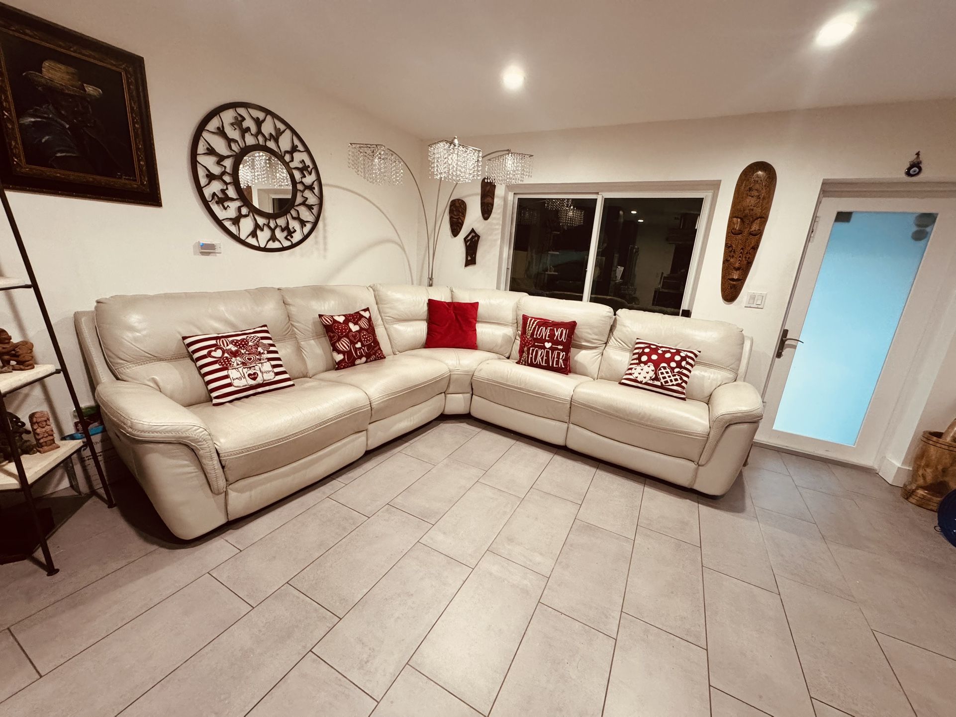 Sofa (sectional)