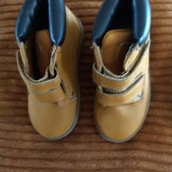 Nice   Boys  Boots   Size # 8