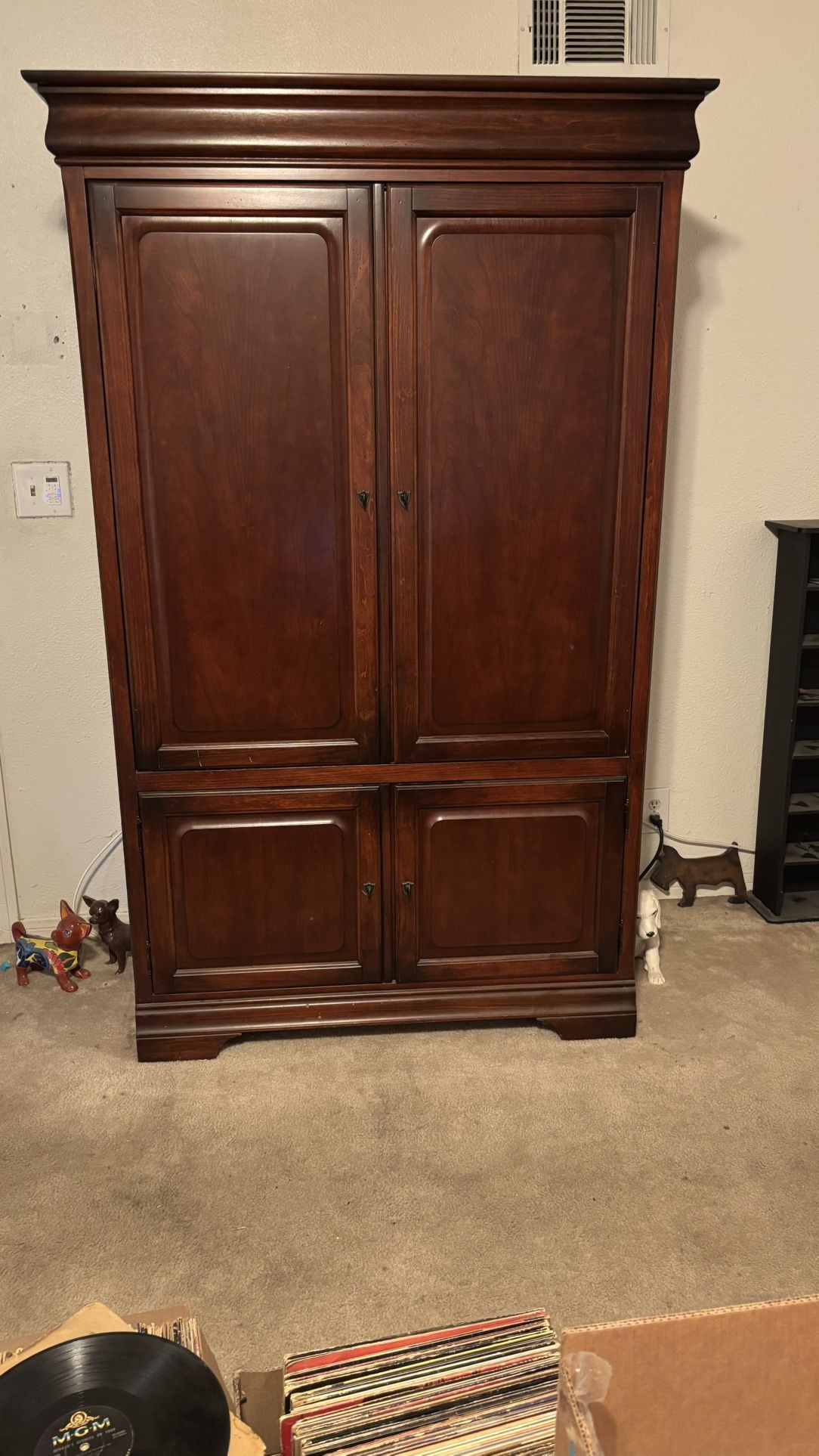 TV Armoire 