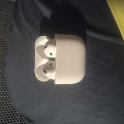 Apple AirPods Latest Generation