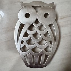 Vintage F.B. Rogers Owl Trivet EP Zinc Silver Hot Plate Stand / Iron Rest/ Wall Decor 