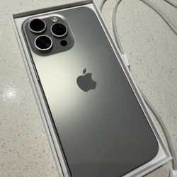 iPhone 15 Pro Max Like New