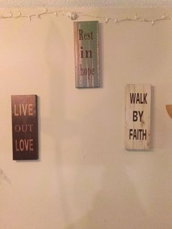 Turquoise, tan, and brown affirmation decor