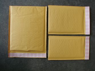 PM000 SIZE 4"X 7 " 500 PCS PER Box , Kraft Bubble Mailer