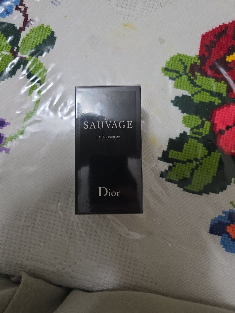 Dior Sauvage Eau De Parfum 3.4oz