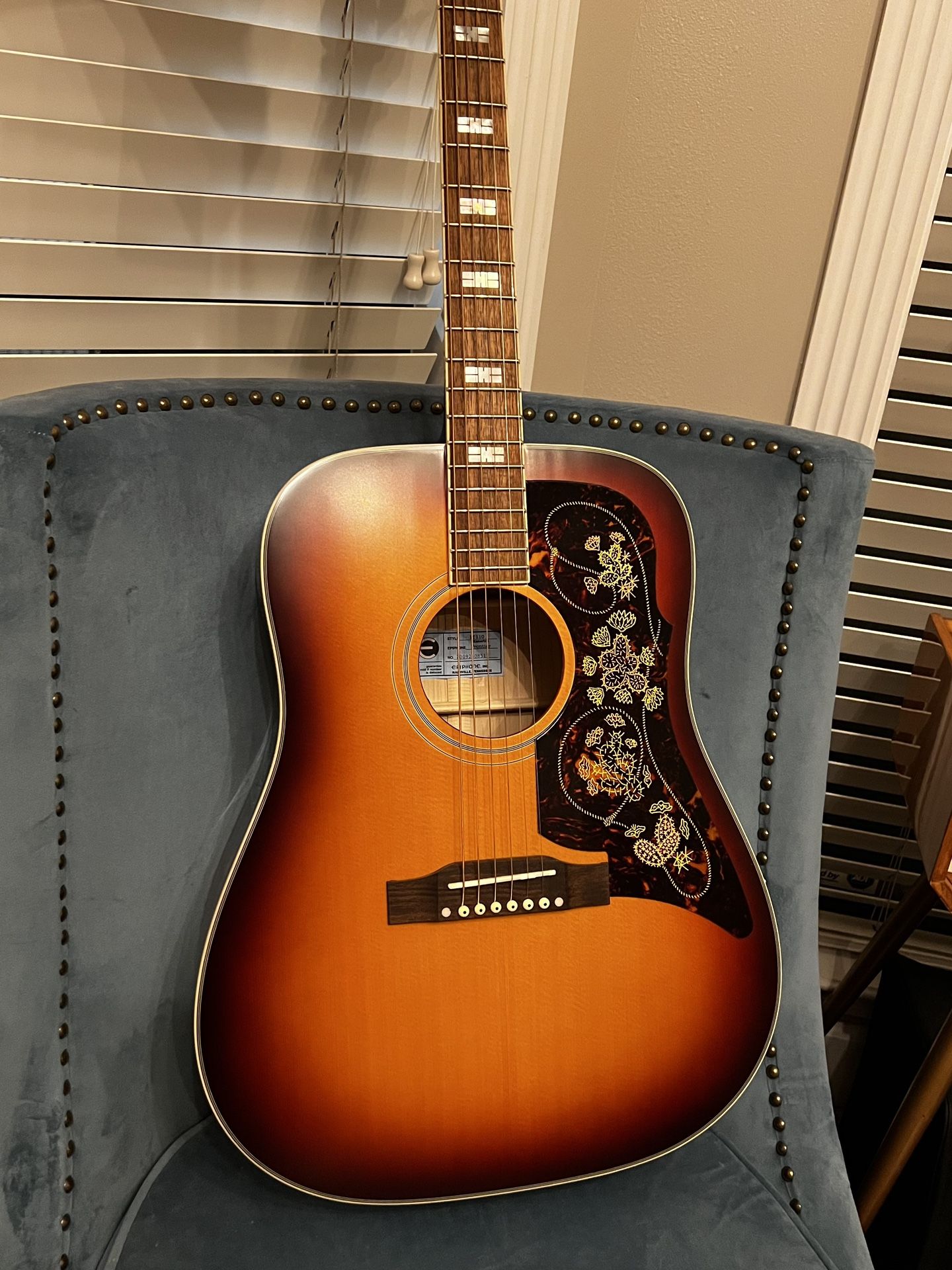 Epiphone Frontier Masterbilt w/pickup And Case!