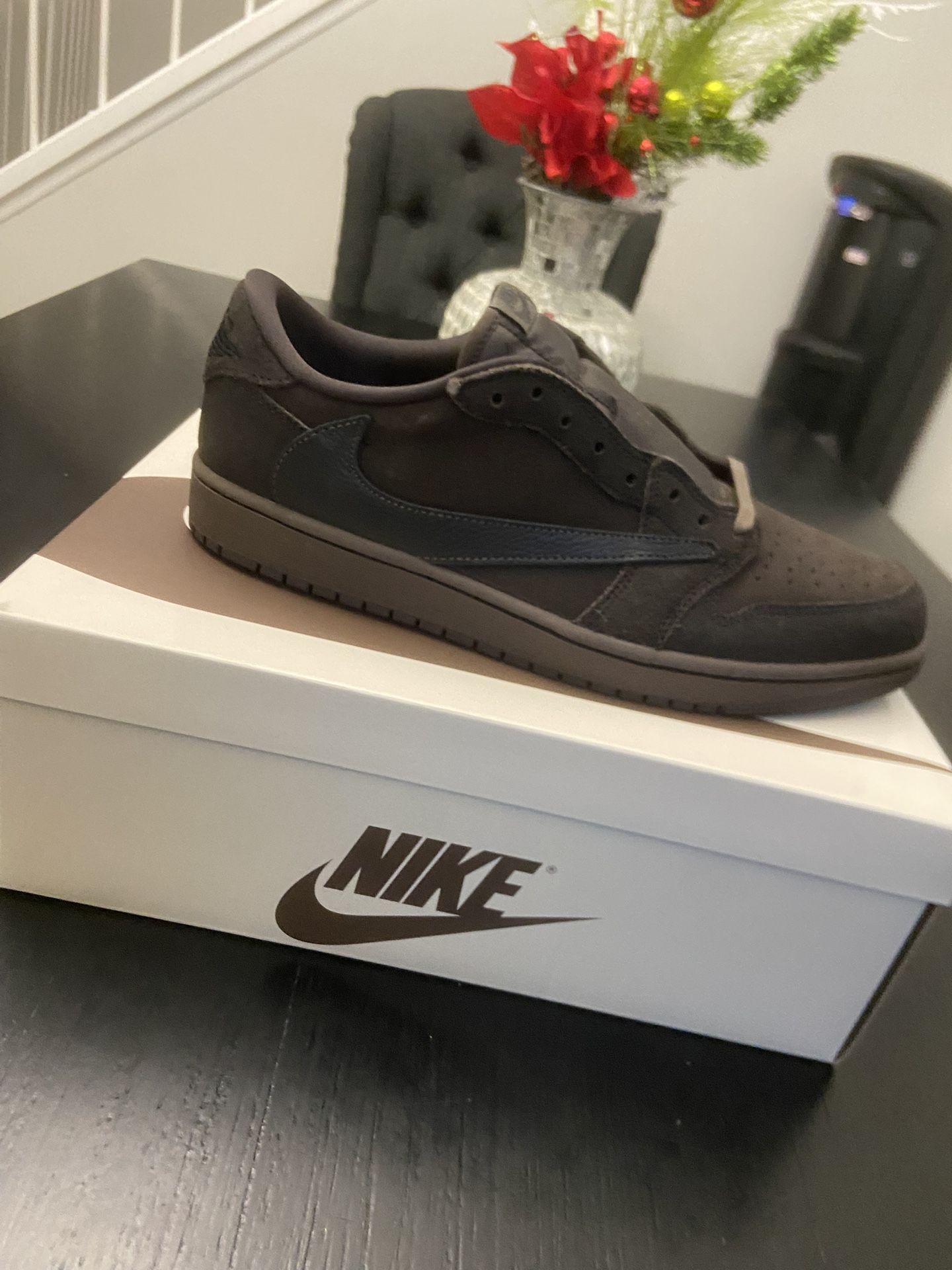 Travis Scott Jordan 1 Low