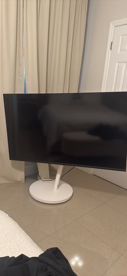Insignia 55” 4K UHD Smart Fire TV F50 Series - Excellent Condition