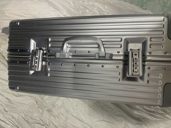 Silver Aluminum Hard Shell Luggage Suitcase