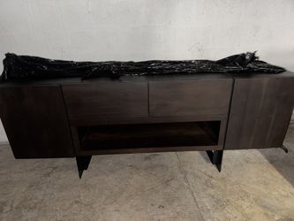 Real Wood Tv Stand With Balck Metal Legs