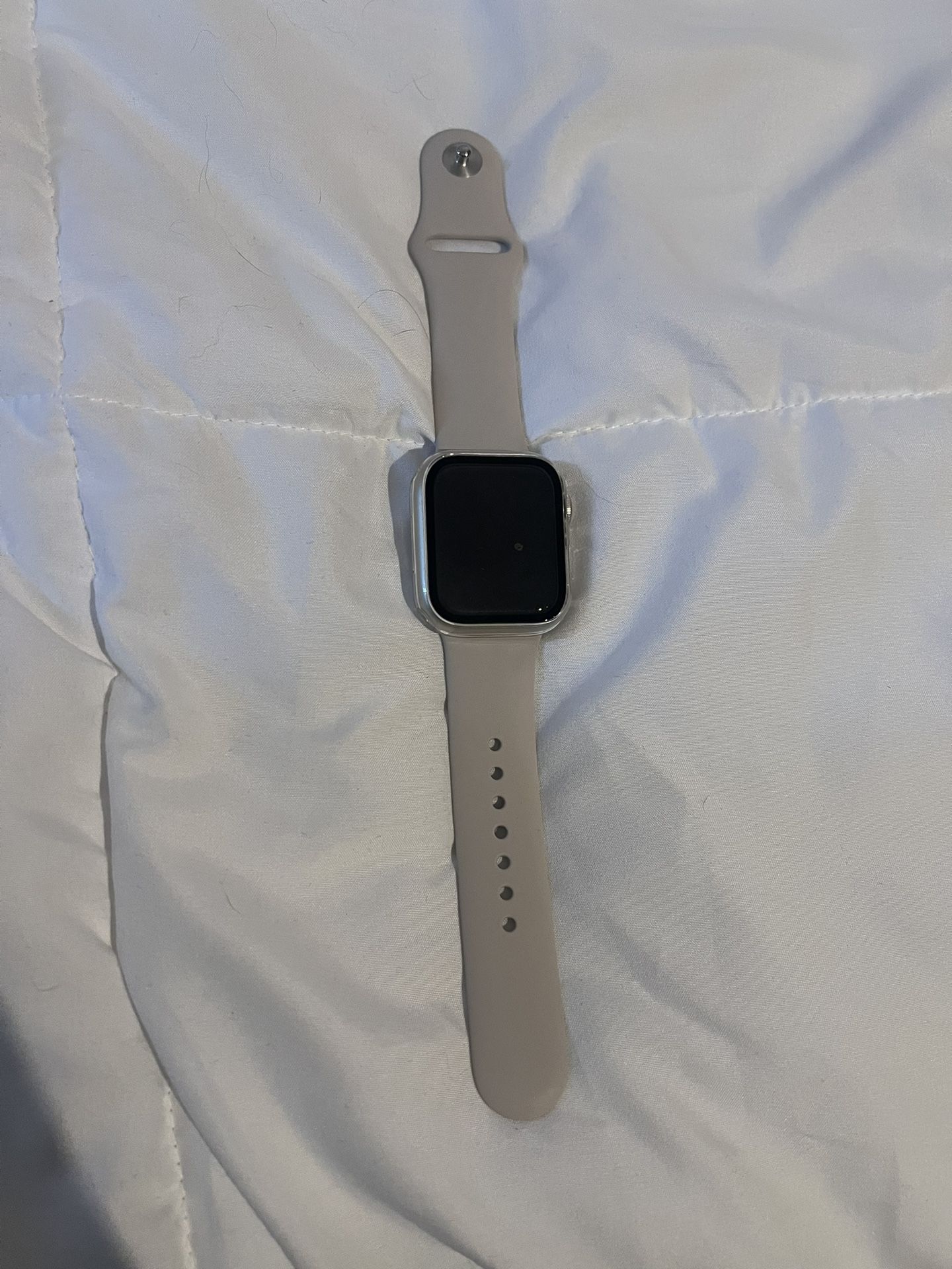 Apple Watch 8 GPS Only